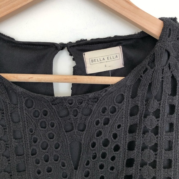 Bella Ella black crochet lace dress - Picture 3 of 3